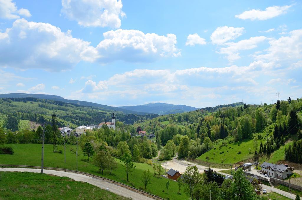 Penzion Na Vrsku Otel Branná Dış mekan fotoğraf