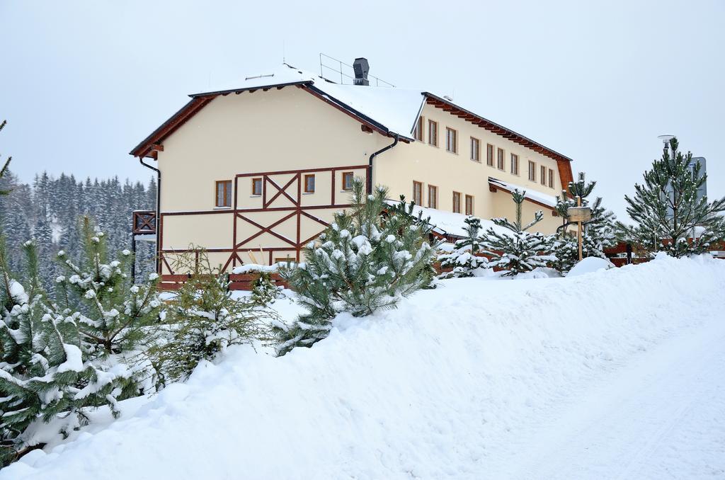 Penzion Na Vrsku Otel Branná Dış mekan fotoğraf