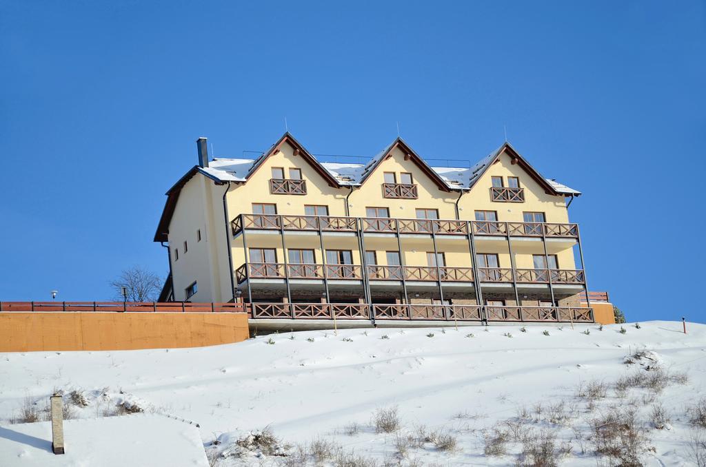 Penzion Na Vrsku Otel Branná Dış mekan fotoğraf